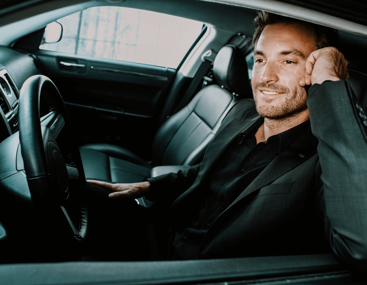 cobra-express-gallery-thumb-3-tinified cobra-express-gallery-thumb-3-guy-smiling-in-car